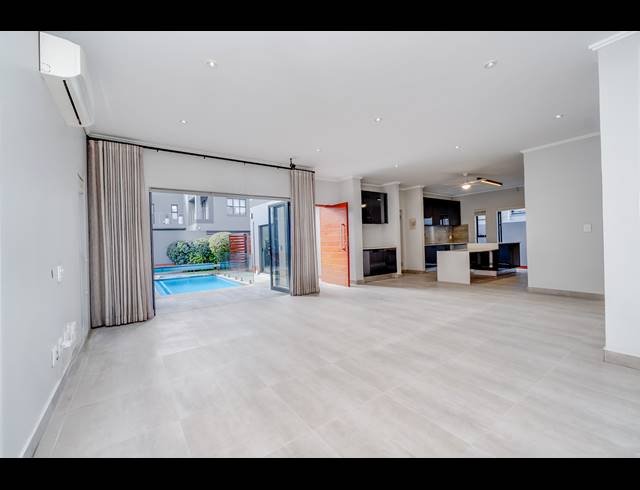4 BEDROOM CLUSTER FOR SALE IN BRYANSTON